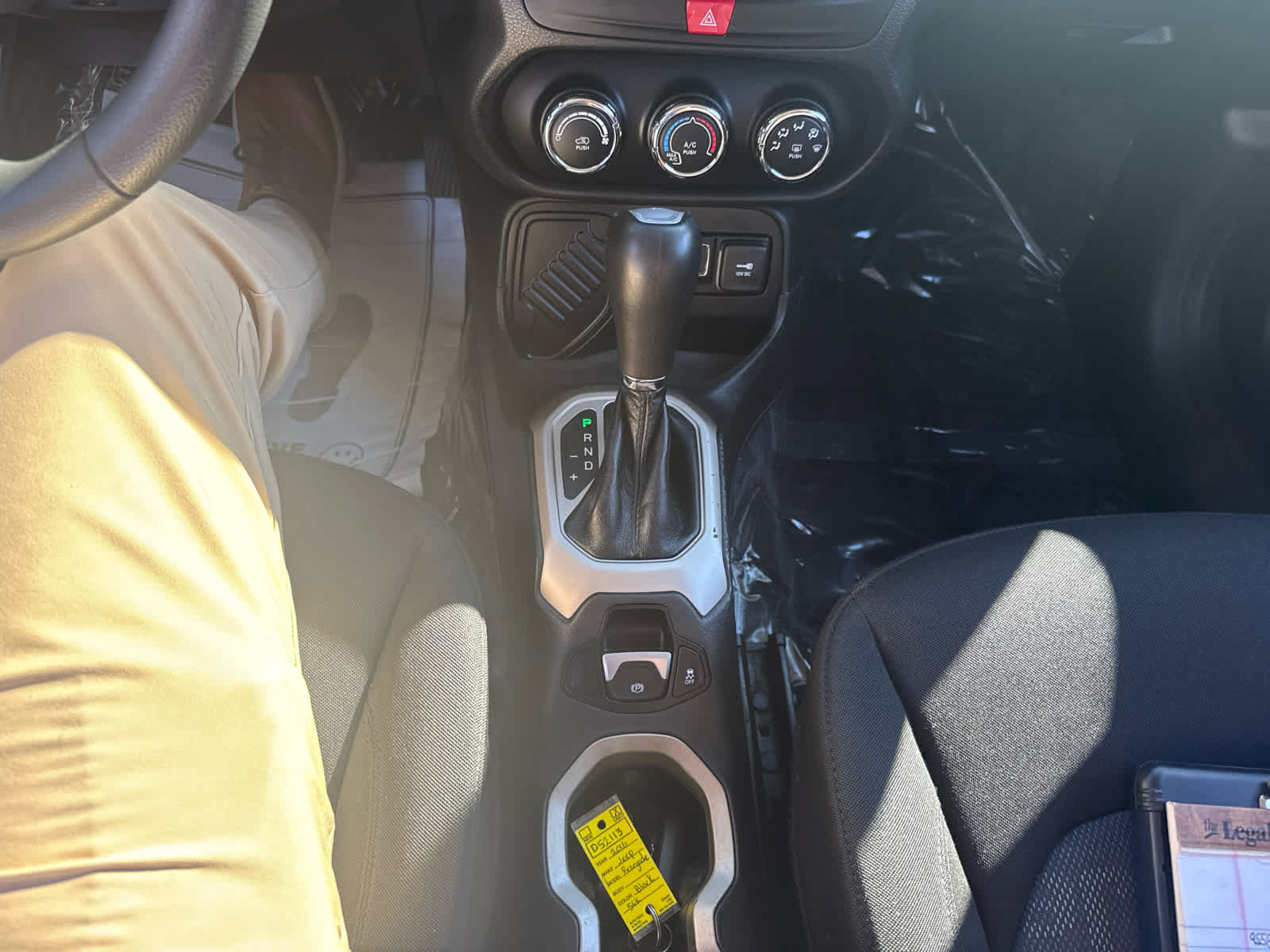 Used 2016 Jeep Renegade Sport w/ Power & Air Group FWD image 22