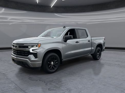 Used 2023 Chevrolet Silverado 1500 RST image 3