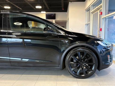 Used 2017 Tesla Model X 75D image 14