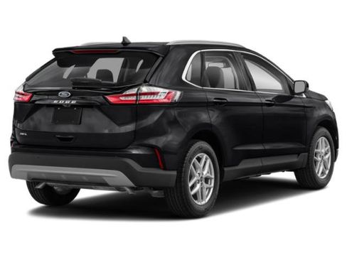 Used 2021 Ford Edge SEL image 2