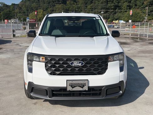 New 2026 Ford Maverick XLT w/ XLT Luxury Package FWD image 6
