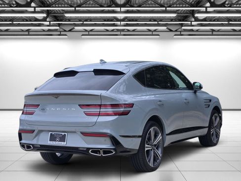 Used 2025 Genesis GV80 3.5T e-SC AWD/4WD image 9