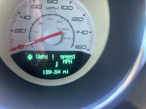 Used 2014 Dodge Challenger R/T image 11