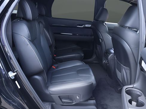 Used 2024 Hyundai Palisade Calligraphy FWD image 18