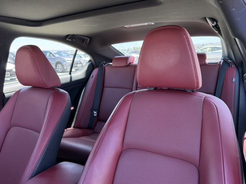 Used 2024 Lexus IS 350 F Sport RWD image 20