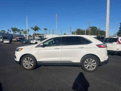 Used 2023 Ford Edge Titanium image 4