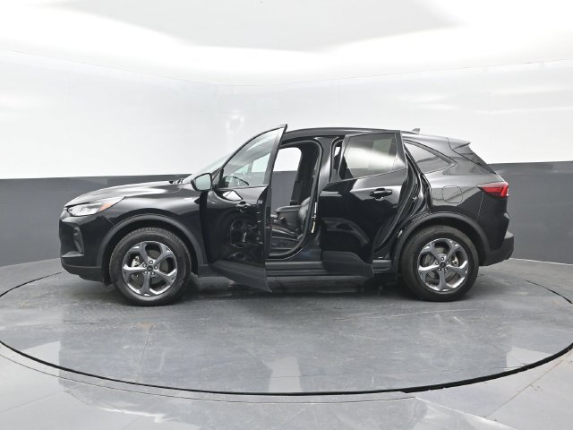 Certified 2025 Ford Escape ST-Line AWD/4WD image 29