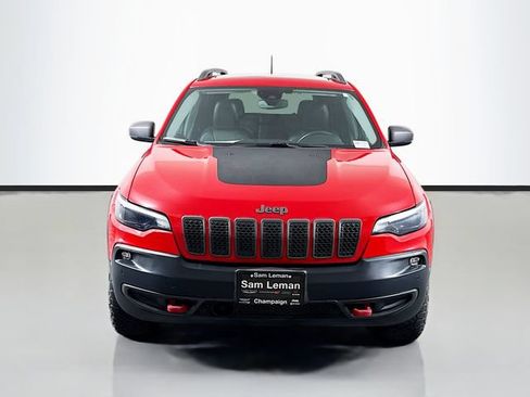 Used 2019 Jeep Cherokee Trailhawk AWD/4WD image 2