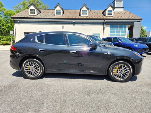 Used 2023 Maserati Grecale Modena AWD/4WD image 6