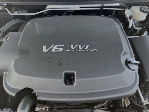 Used 2022 Chevrolet Colorado W/T RWD image 30
