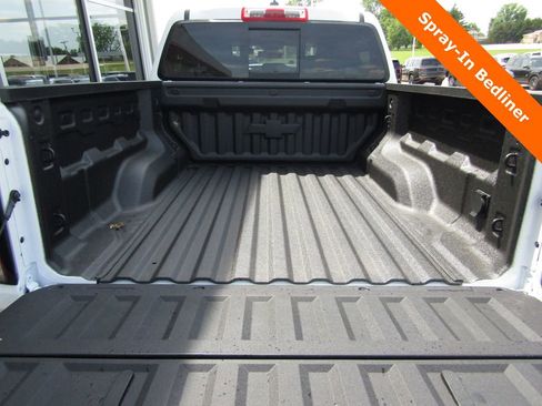 New 2026 Chevrolet Colorado ZR2 w/ Technology Package AWD/4WD image 23