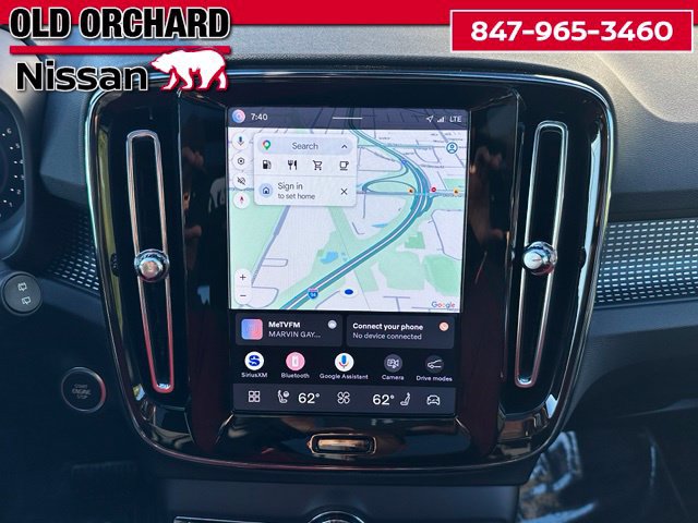 Used 2025 Volvo XC40 B5 Plus AWD/4WD image 17