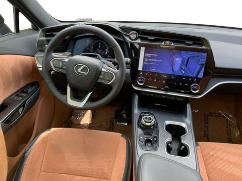 Used 2023 Lexus RZ 450e Premium image 15