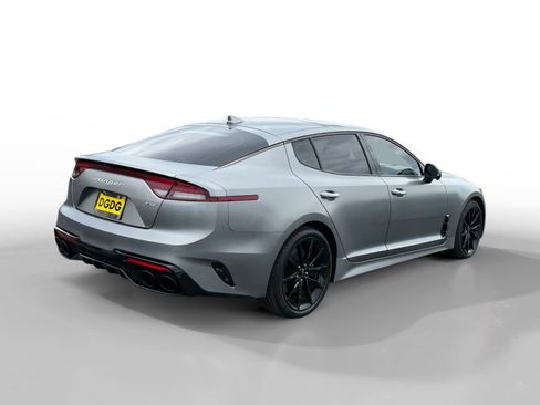 Used 2023 Kia Stinger GT2 w/ Option Group 020 RWD image 5