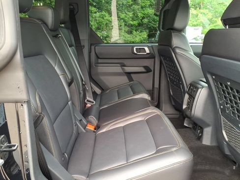 New 2026 Ford Bronco Badlands AWD/4WD image 11