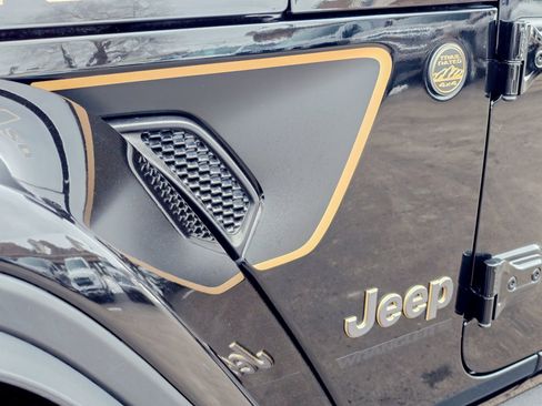 Used 2023 Jeep Wrangler Unlimited Rubicon 392 AWD/4WD image 13
