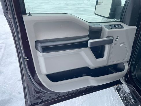 Used 2018 Ford F150 XLT w/ Equipment Group 302A Luxury image 23