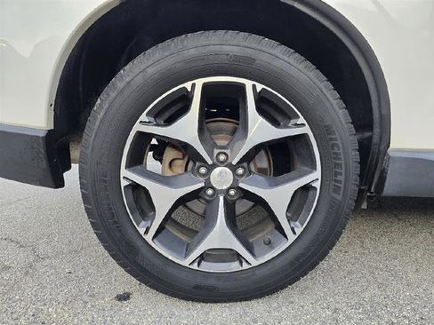 Used 2014 Subaru Forester 2.0XT Touring AWD/4WD image 15