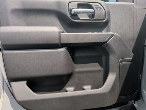 Used 2025 Chevrolet Silverado 2500 Custom AWD/4WD image 14