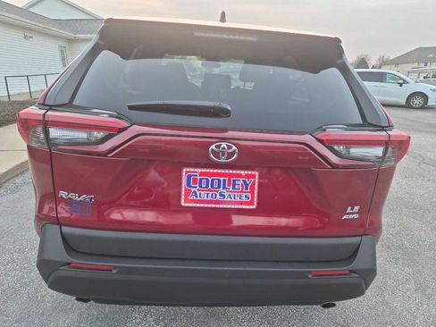 Used 2024 Toyota RAV4 LE image 5