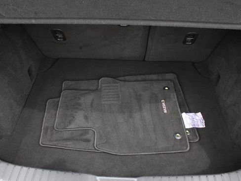 Used 2024 MAZDA MAZDA3 s FWD image 8