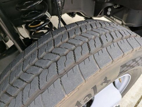 Certified 2024 Ford F550 4x4 Regular Cab Super Duty image 13