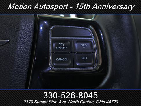 Used 2015 Chrysler Town & Country S w/ Driver Convenience Group FWD image 19