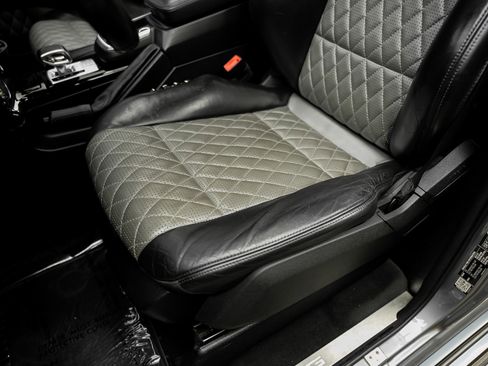 Used 2015 Mercedes-Benz G 63 AMG 4MATIC image 37