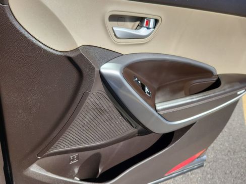 Used 2018 Hyundai Santa Fe Sport image 13