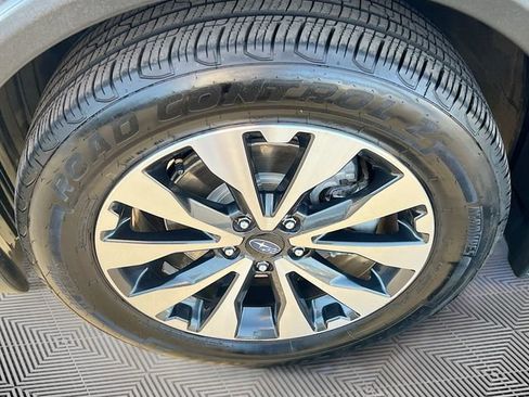 Used 2016 Subaru Outback 2.5i Limited image 33