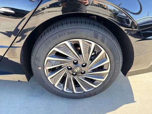 New 2026 Hyundai Sonata Limited image 7