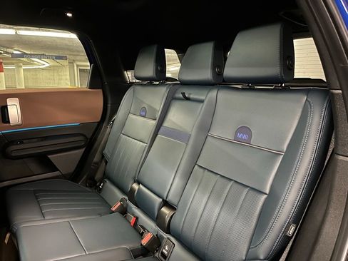 Used 2025 MINI Cooper Countryman S w/ Comfort Package Max image 19