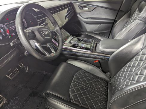 Certified 2023 Audi SQ7 Premium Plus w/ Executive Package AWD/4WD image 15