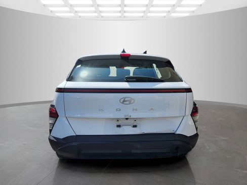 Used 2024 Hyundai Kona SE FWD image 6