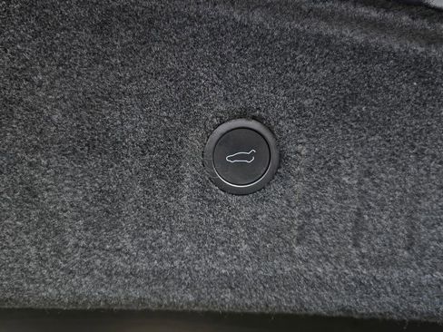 Used 2023 Tesla Model S Standard Range image 27