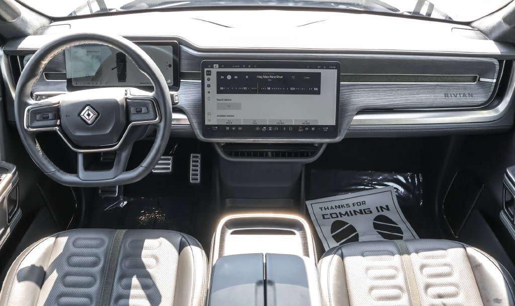 Used 2024 Rivian R1S Adventure Dual AWD/4WD image 29