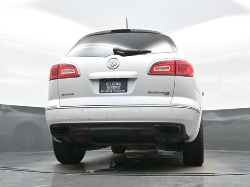 Used 2017 Buick Enclave Premium AWD/4WD image 29
