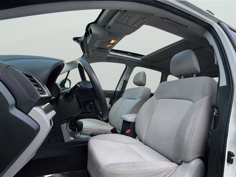 Used 2016 Subaru Forester 2.5i Premium image 33