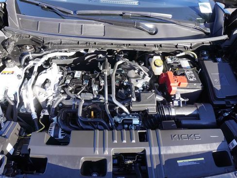 New 2026 Nissan Kicks SV w/ SV Premium Package FWD image 7