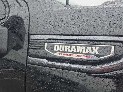 Used 2022 GMC Sierra 1500 AT4 w/ AT4 Preferred Package image 6