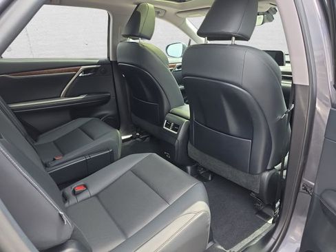 Used 2022 Lexus RX 350L Premium w/ Premium Package AWD/4WD image 11