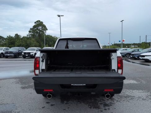 Certified 2025 Honda Ridgeline RTL image 6