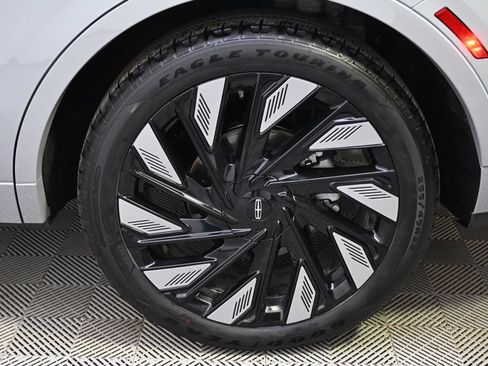 New 2026 Lincoln Nautilus Black Label w/ Jet Appearance Package AWD/4WD image 20
