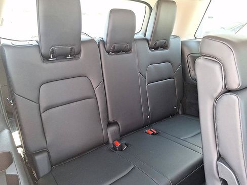 Used 2025 Nissan Pathfinder Platinum w/ Cargo Package FWD image 23