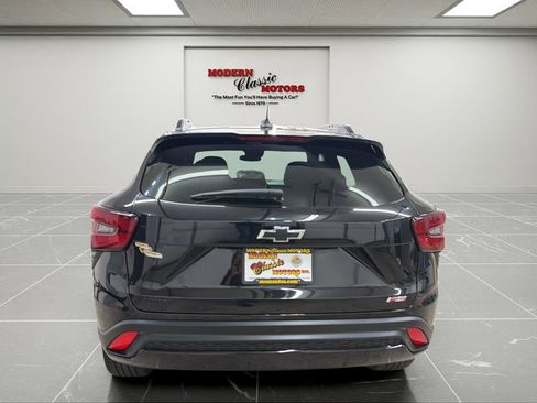 Used 2024 Chevrolet Trax RS w/ Sunroof Package image 4