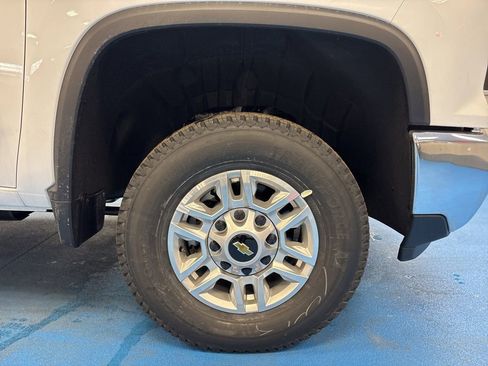New 2026 Chevrolet Silverado 2500 W/T w/ WT Convenience Package AWD/4WD image 3