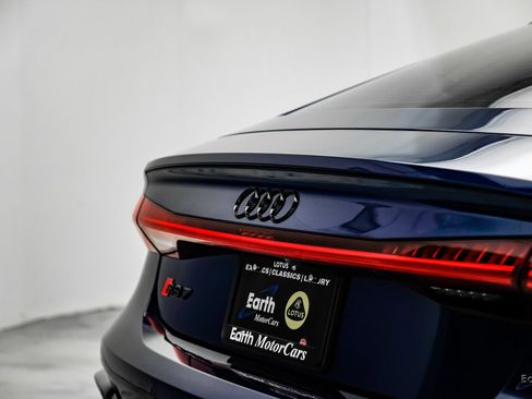 Used 2021 Audi RS 7 Sportback w/ Carbon Optic Package AWD/4WD image 16