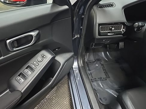 Used 2023 Honda Civic Sport image 27