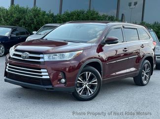 Used 2017 Toyota Highlander Plus video 1