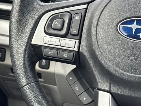 Used 2018 Subaru Forester 2.5i Premium AWD/4WD image 4